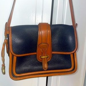 Dooney & Bourke vintage crossbody